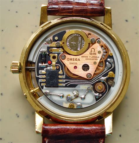 omega seamaster quartz movement